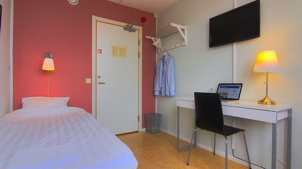 Masthuggsterrassens Hostel กอเทนเบิร์ก ภายนอก รูปภาพ