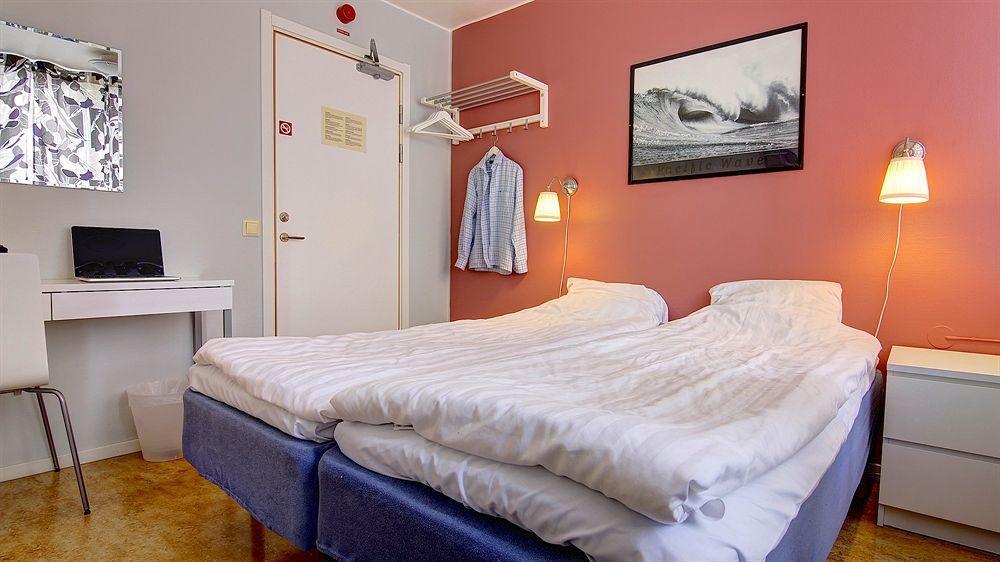 Masthuggsterrassens Hostel กอเทนเบิร์ก ภายนอก รูปภาพ